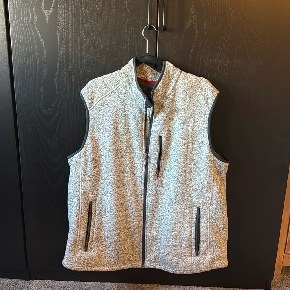 Men’s Orvis heathered grey vest‎ xxl
